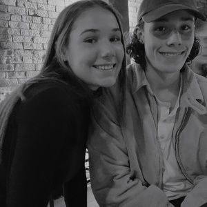 Meet your Posher, Mia